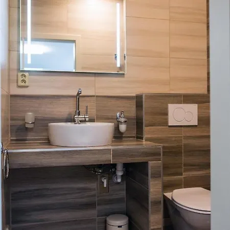 Nocleg ze śniadaniem Stracena 3*