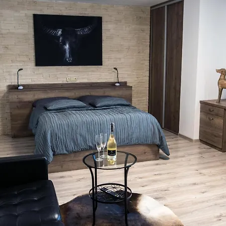 Stracena Bed & Breakfast *